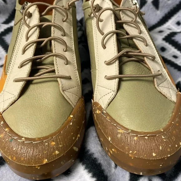 Rue 5850 Leather Sneaker Made in Turkey Size 7.5 - Picture 11 of 12